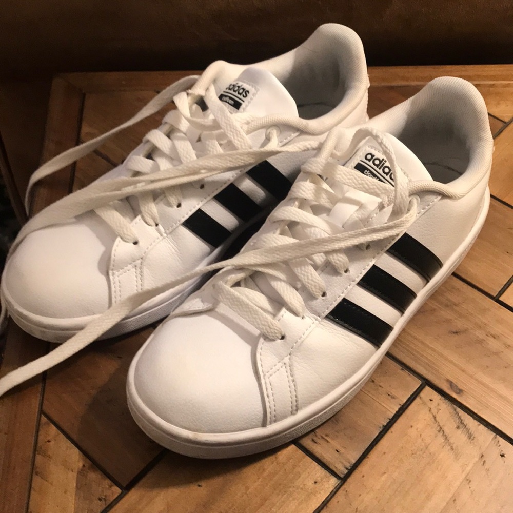 Adidas cloudfoam white sneakers with black stripes